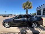 Used 2017 Chevrolet Malibu LT image 5