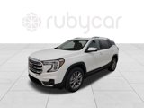Used 2024 GMC Terrain SLT image 1