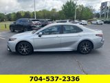 Used 2023 Toyota Camry SE image 4