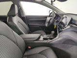 Used 2023 Toyota Camry SE image 3