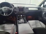 Used 2013 Volkswagen Touareg Executive image 2