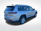 Used 2023 Jeep Grand Cherokee L Laredo image 3