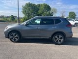 Used 2017 Nissan Rogue SL w/ SL Premium Package image 4