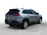Used 2016 Jeep Cherokee Latitude image 5