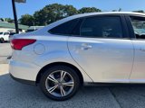 Used 2018 Ford Focus SE w/ SE Appearance Package image 5