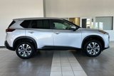 Used 2023 Nissan Rogue SV image 3