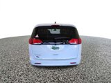 Used 2023 Chrysler Voyager LX image 5