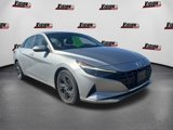 Used 2022 Hyundai Elantra SEL w/ Convenience Package image 3