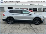 Certified 2022 Volkswagen Tiguan SE image 2