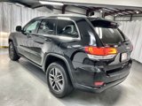 Used 2020 Jeep Grand Cherokee Laredo w/ Laredo X Package image 3