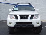 Used 2014 Nissan Frontier PRO-4X w/ Pro-4x Graphics Package image 4