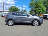 Used 2020 Nissan Rogue Sport S image 2