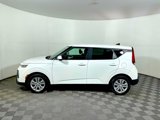Used 2022 Kia Soul LX image 4