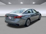 Used 2024 Nissan Altima 2.5 SV image 3