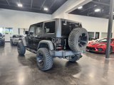 Used 2016 Jeep Wrangler Unlimited Rubicon image 4