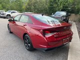 Used 2021 Hyundai Elantra SEL w/ Convenience Package image 4