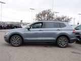 Certified 2021 Volkswagen Tiguan SE w/ Panoramic Sunroof Package image 4
