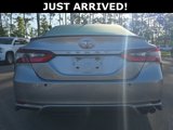 Used 2022 Toyota Camry SE image 4