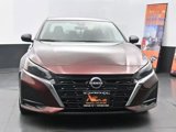 Used 2024 Nissan Altima 2.5 SV image 3