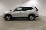 Used 2016 Nissan Rogue SV w/ SV Premium Package image 2