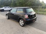 Used 2011 MINI Cooper Hardtop image 4