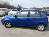 Used 2009 Chevrolet Aveo5 LT w/ Power and Convenience Package image 4