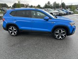 Used 2022 Volkswagen Taos SEL image 4