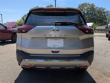 Used 2021 Nissan Rogue Platinum image 5