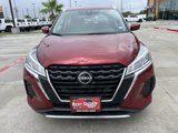 Used 2023 Nissan Kicks SV image 2