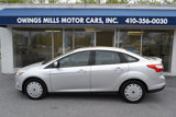 Used 2013 Ford Focus SE w/ SE Winter Pkg image 2