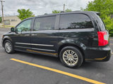 Used 2013 Chrysler Town & Country Touring-L w/ Entertainment Group #2 image 5