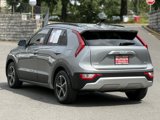 Used 2023 Kia Niro EX image 3