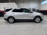 Used 2020 Chevrolet Equinox LT w/ Driver Convenience Package image 2