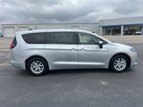 Used 2023 Chrysler Voyager LX image 6