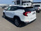 Used 2024 GMC Terrain SLT image 3