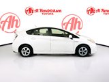 Used 2015 Toyota Prius Two image 2