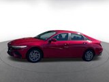 Used 2024 Hyundai Elantra SEL image 5