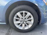 Used 2016 Volkswagen Golf S image 2