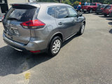 Used 2017 Nissan Rogue S image 5