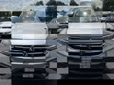 Used 2022 Volkswagen Tiguan SE w/ Panoramic Sunroof Package image 4