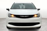 Used 2022 Chrysler Voyager LX image 4