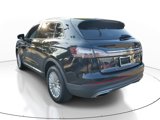 Used 2019 Lincoln Nautilus Premier image 2