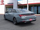 Used 2021 Hyundai Elantra SEL w/ Convenience + Premium Package image 5
