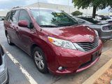 Used 2012 Toyota Sienna LE image 2