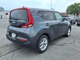 Used 2022 Kia Soul LX w/ Technology Package image 4
