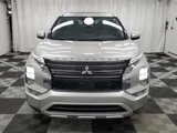 Used 2023 Mitsubishi Outlander SE image 2
