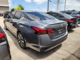 Used 2022 Nissan Altima 2.5 SV image 2