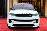 Used 2023 Land Rover Range Rover Sport SE Dynamic image 2