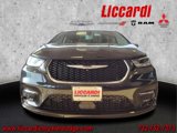 New 2023 Chrysler Pacifica Limited w/ Uconnect Theater Family Group image 4
