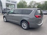 New 2025 Chrysler Pacifica Select image 4